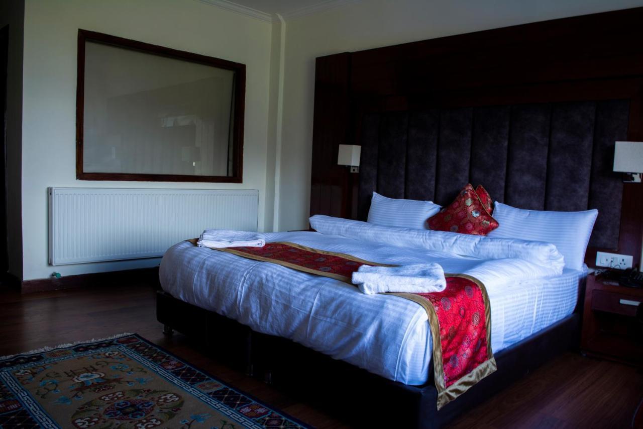 Hotel Deskitsal เลห์ ภายนอก รูปภาพ