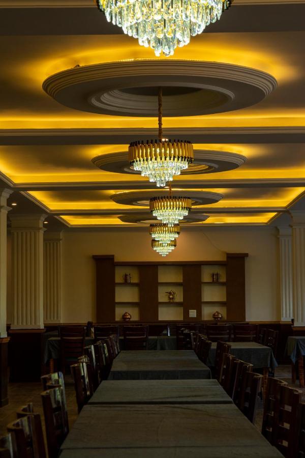 Hotel Deskitsal เลห์ ภายนอก รูปภาพ