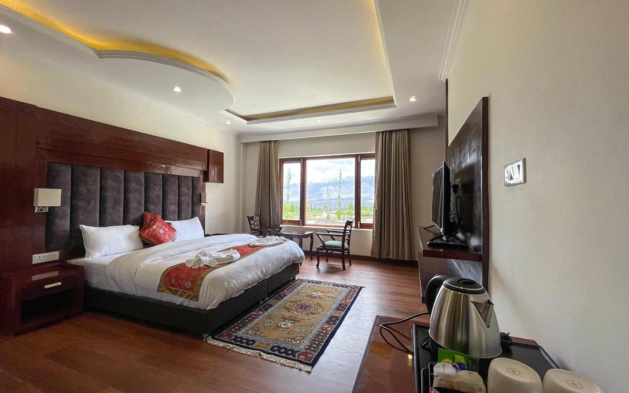 Hotel Deskitsal เลห์ ภายนอก รูปภาพ