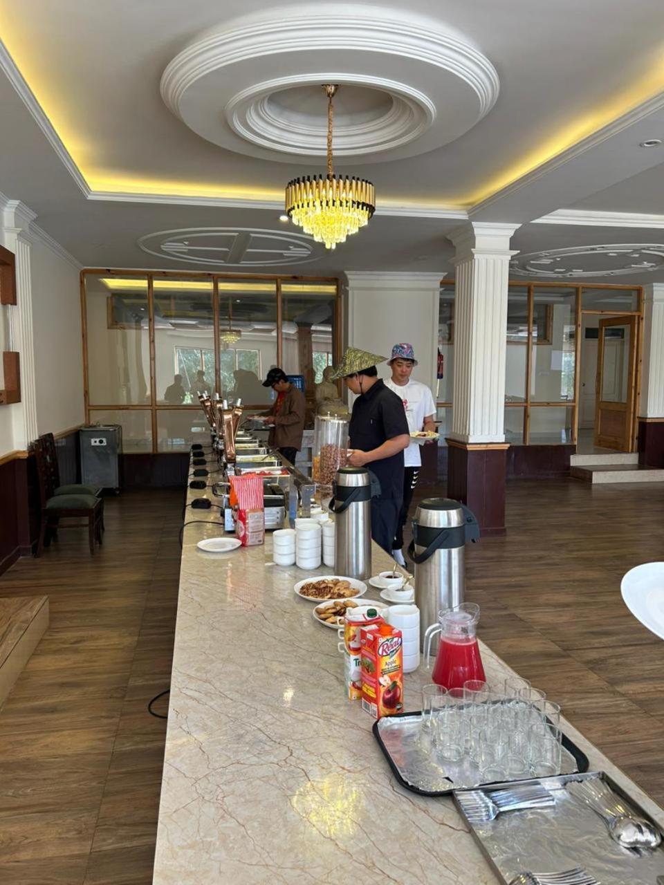 Hotel Deskitsal เลห์ ภายนอก รูปภาพ